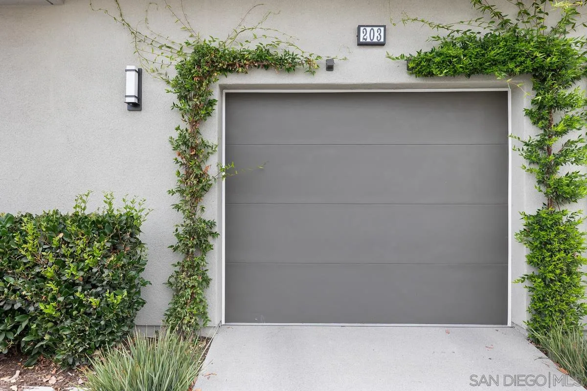 1400 Lasso Way Unit 203