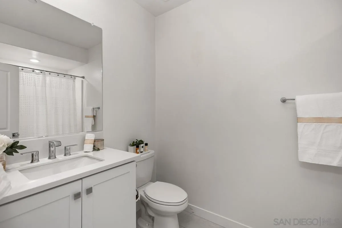 1400 Lasso Way Unit 203