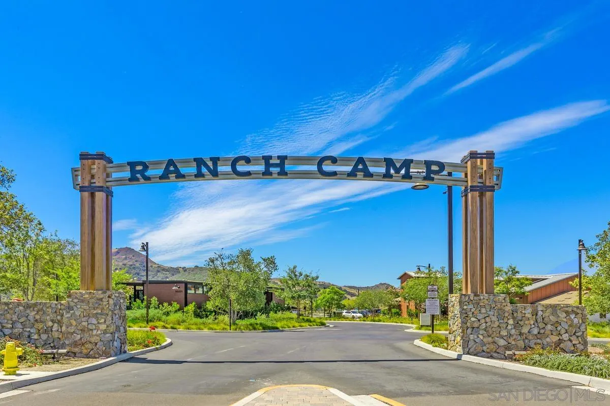 1400 Lasso Way Unit 203