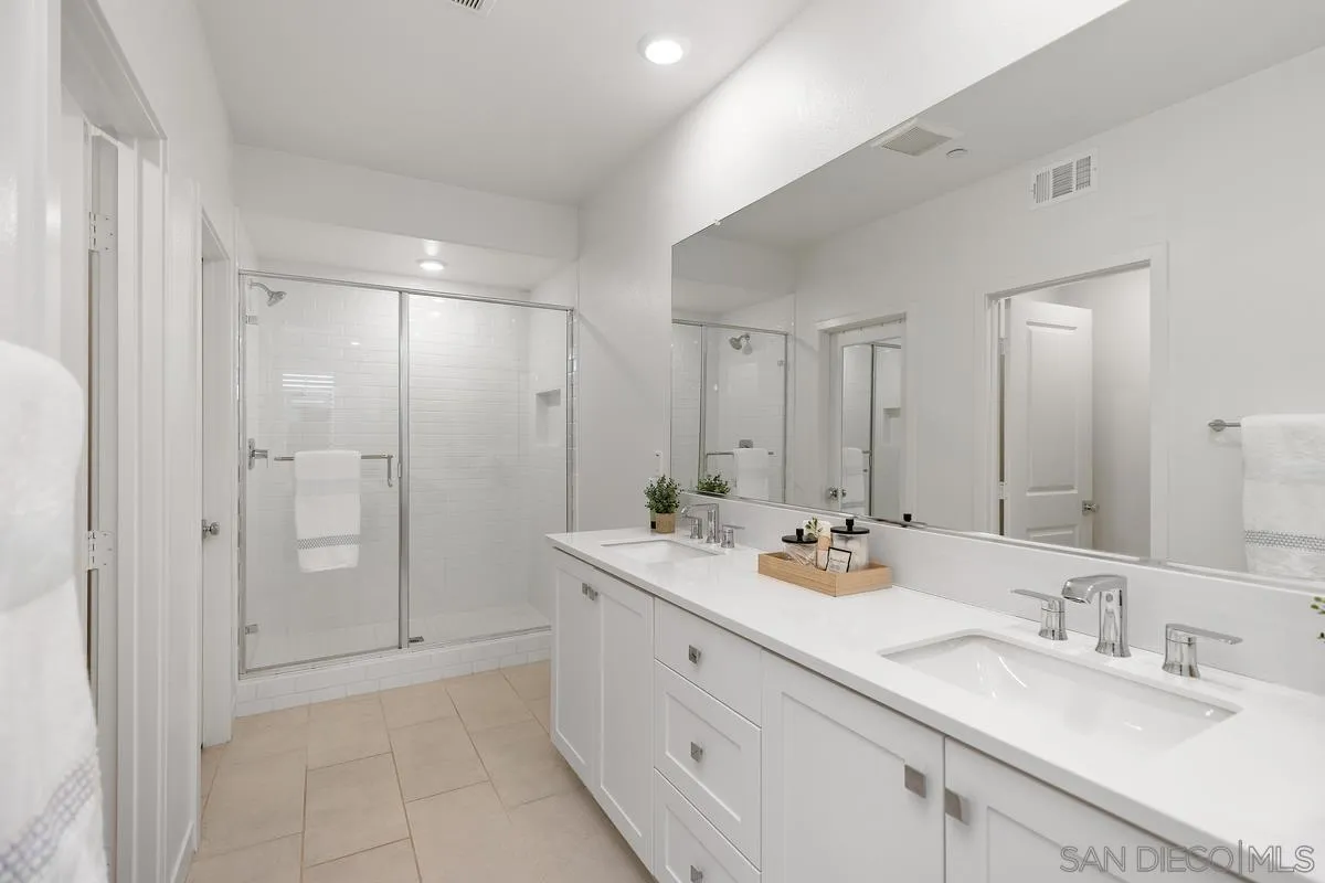 1400 Lasso Way Unit 203