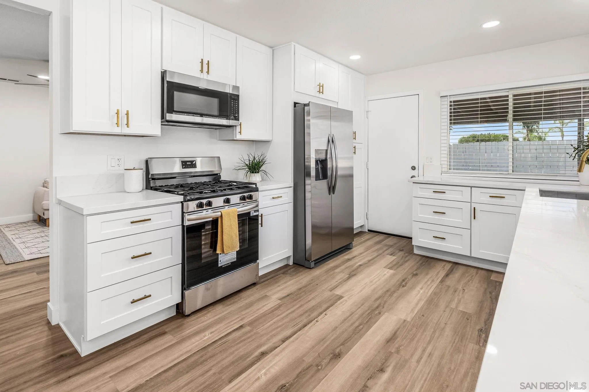 4137 Alana Cir