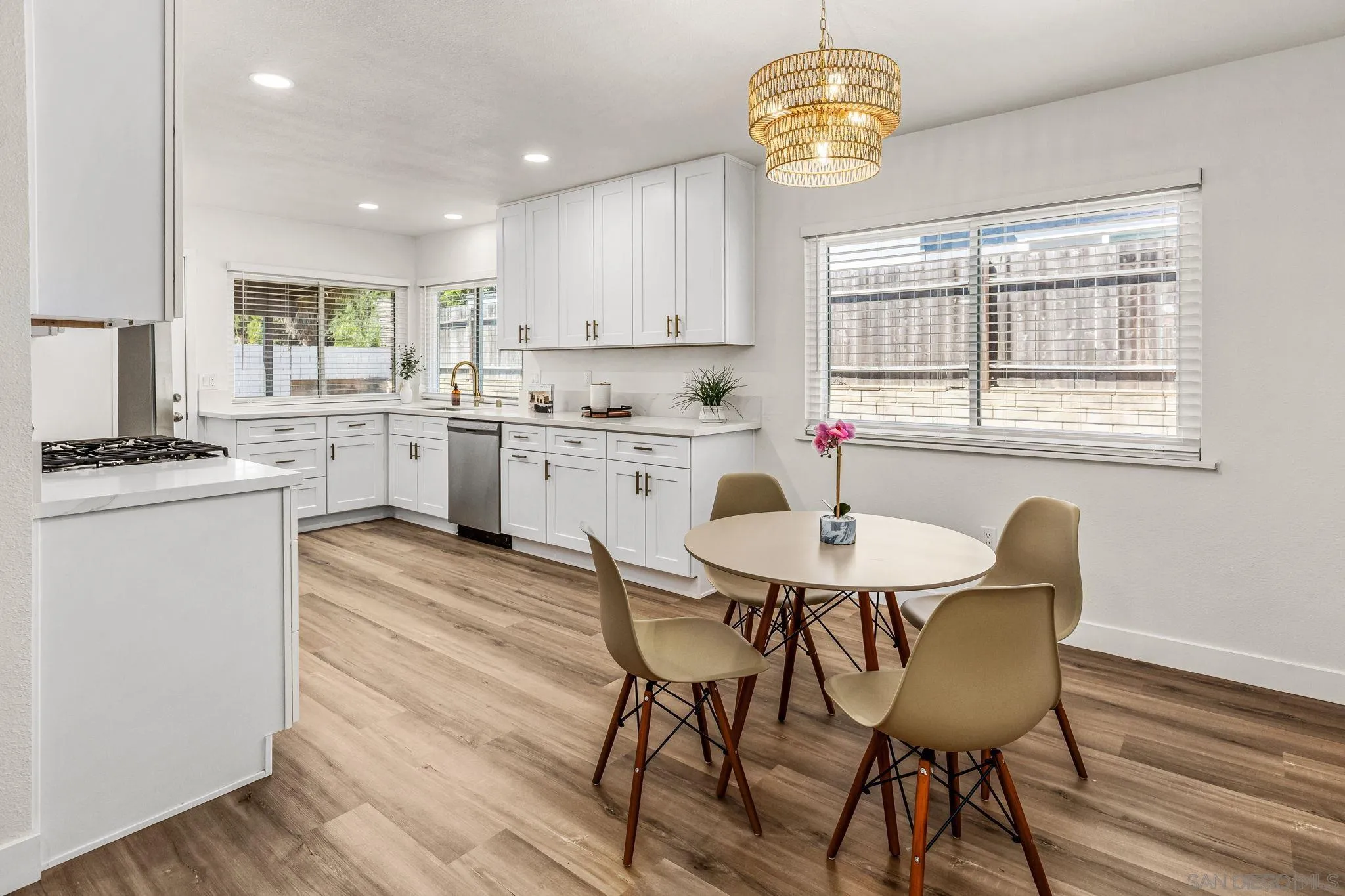 4137 Alana Cir