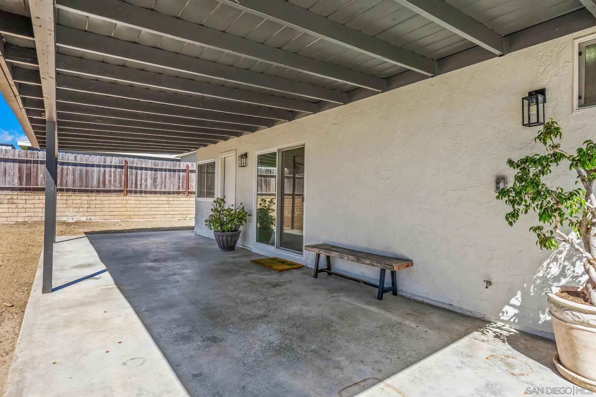 4137 Alana Cir