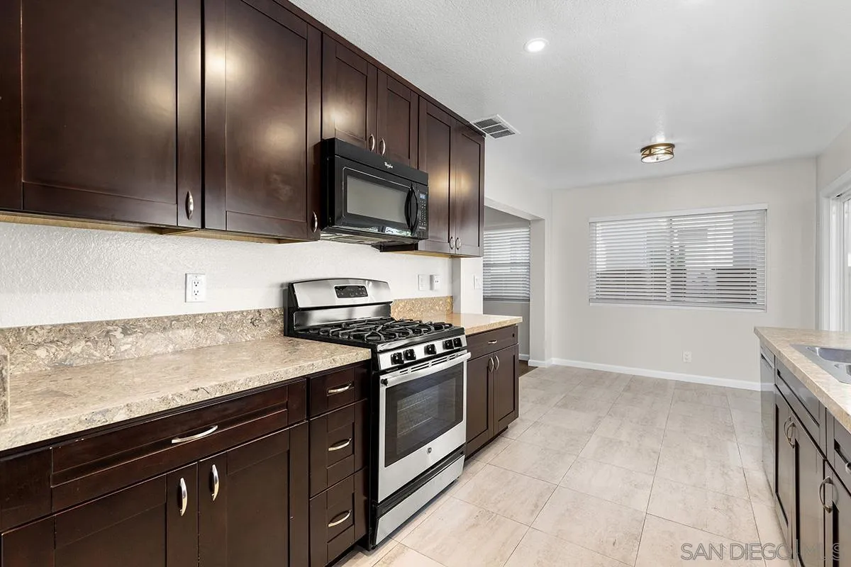 4041 Tynebourne Cir
