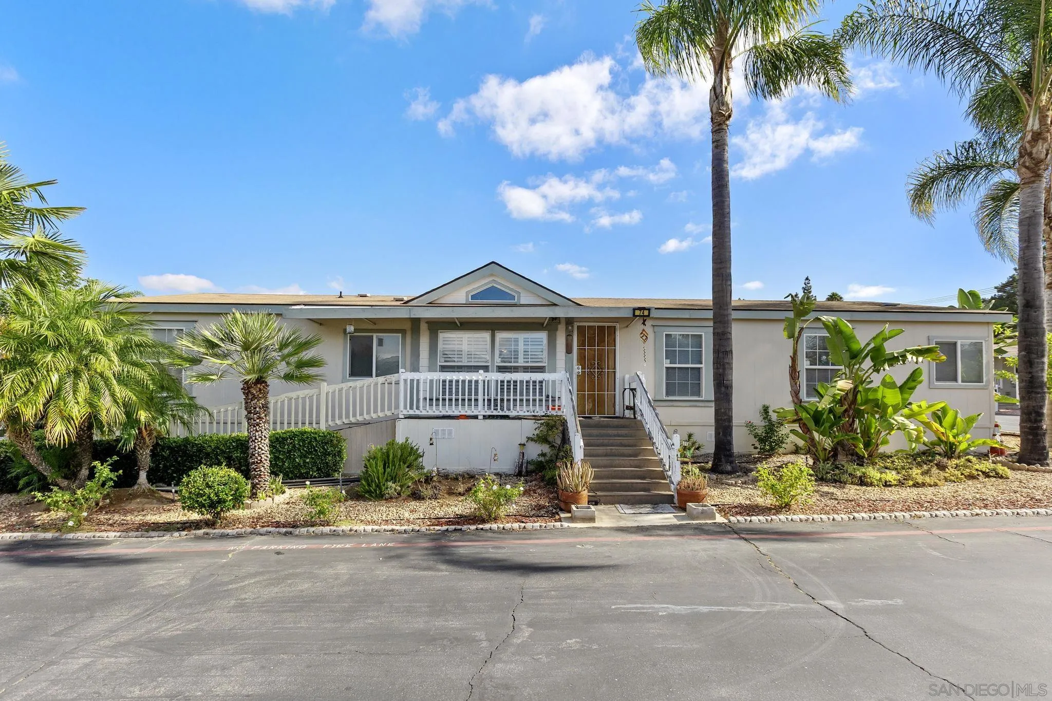 1301 S Hale Ave Unit #74