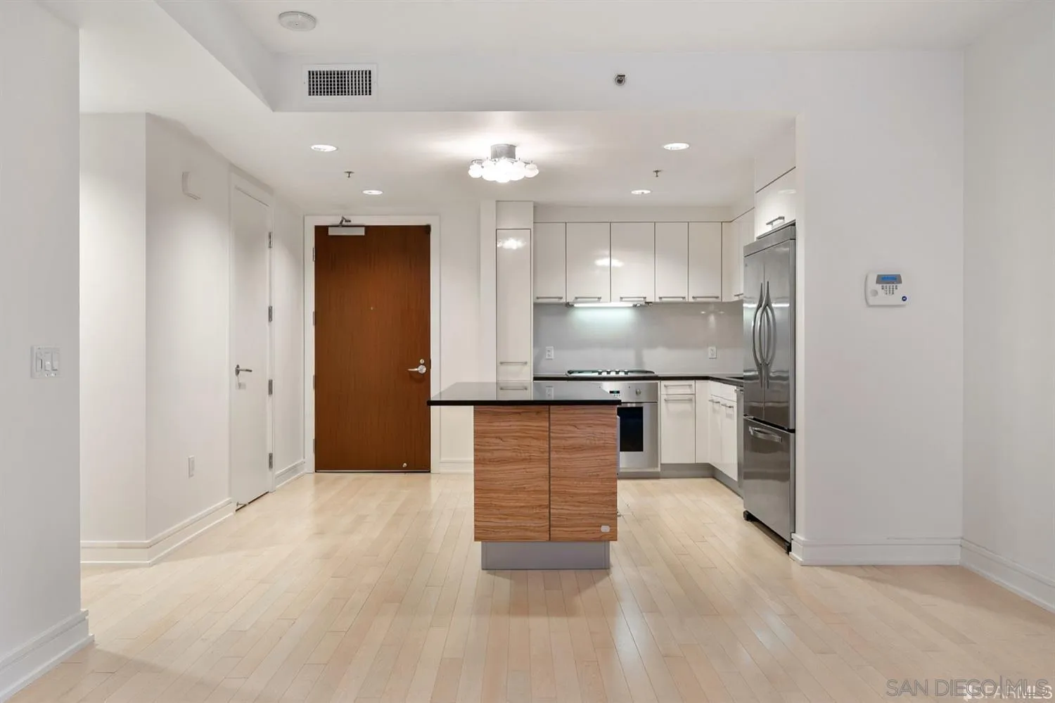 631 Folsom St Unit 4e
