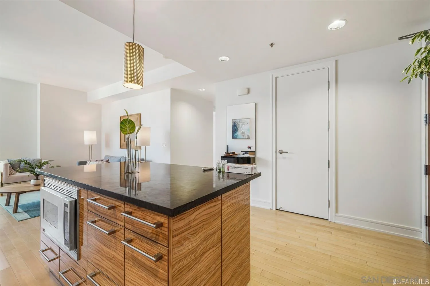 631 Folsom St Unit 4e