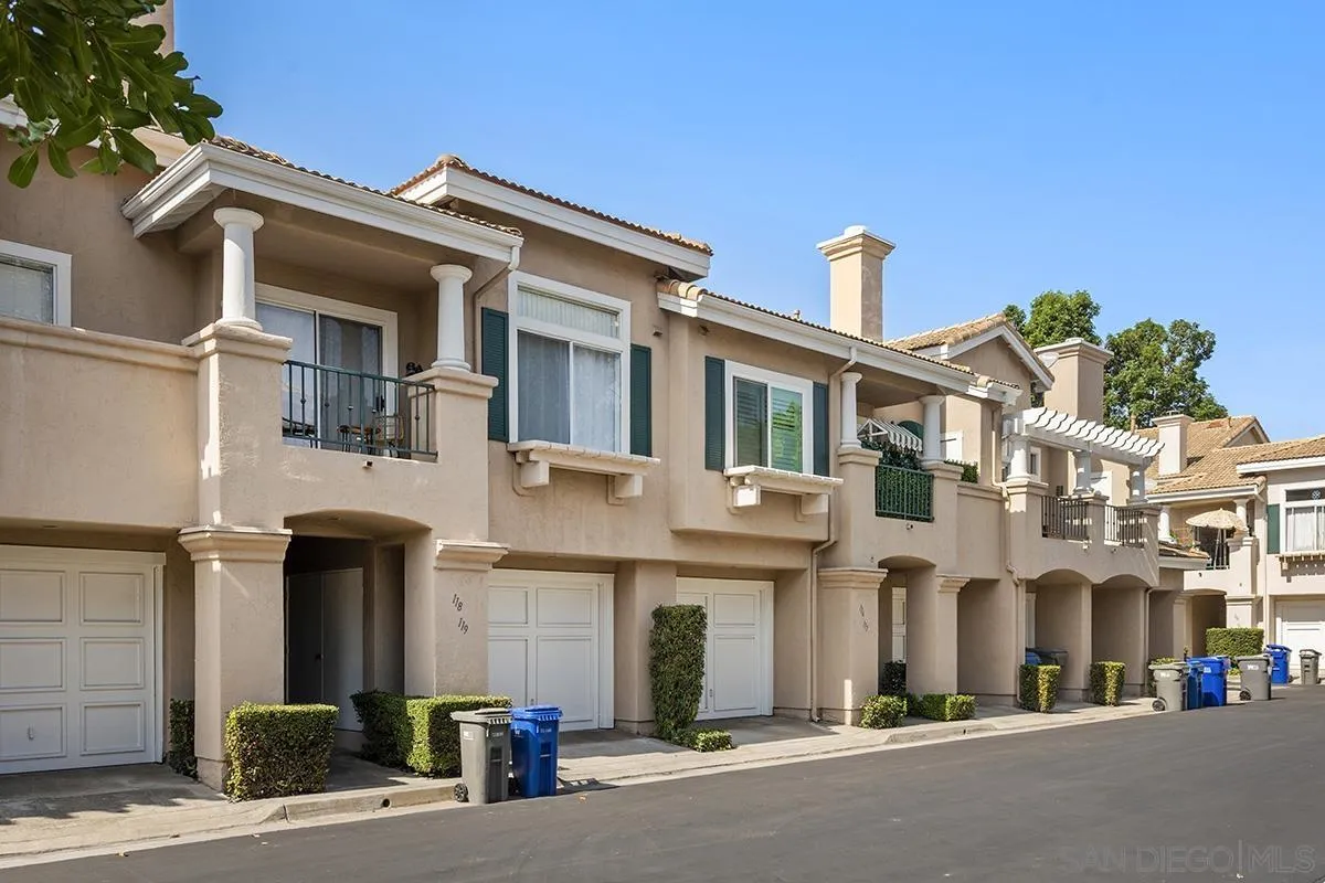 7274 Shoreline Dr Unit 117