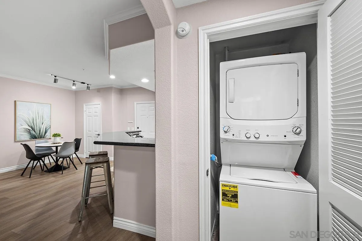 4165 Executive Dr Unit F107