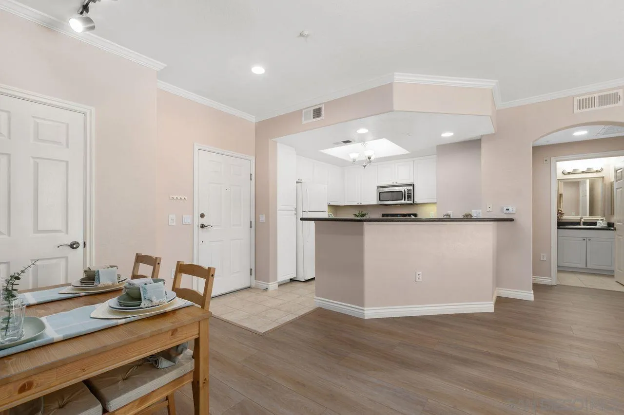 4165 Executive Dr Unit F107