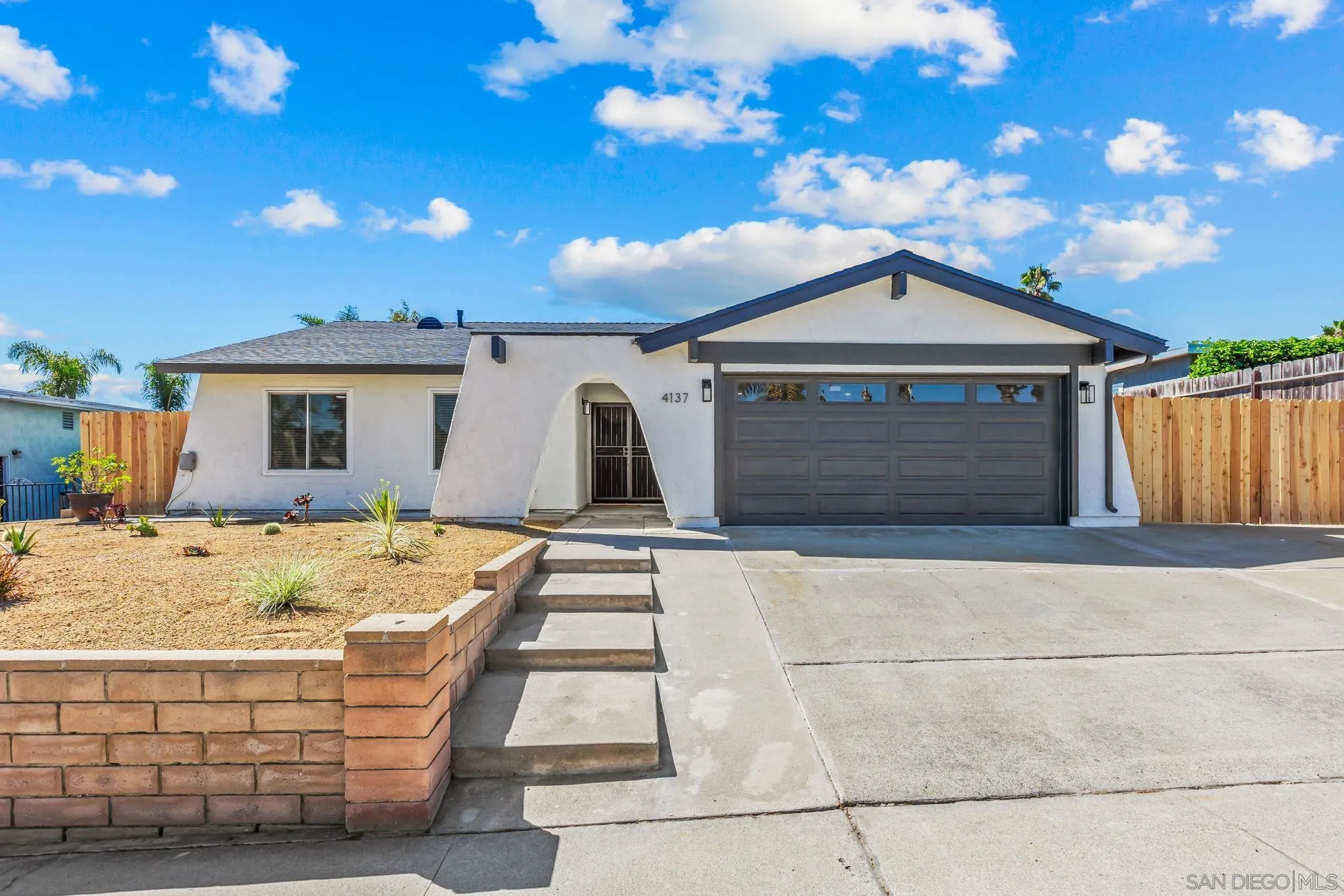 4137 Alana Cir North, Oceanside