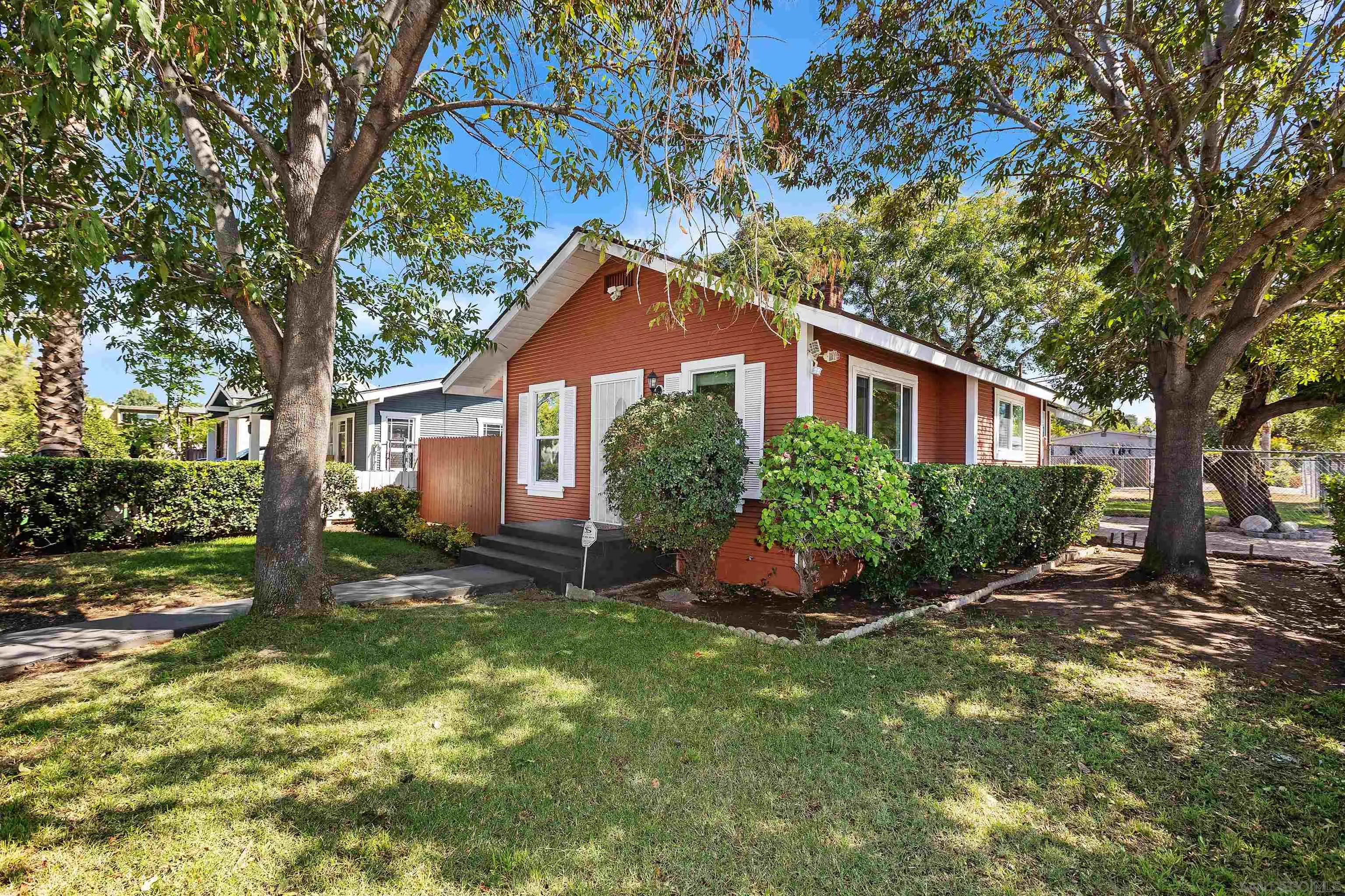 159 W 5th Ave, Escondido