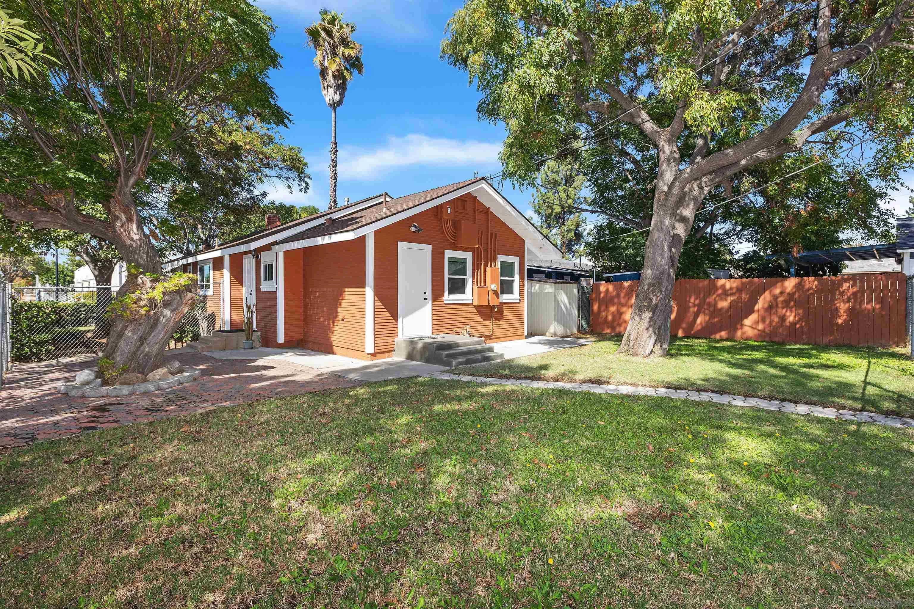 159 W 5th Ave, Escondido