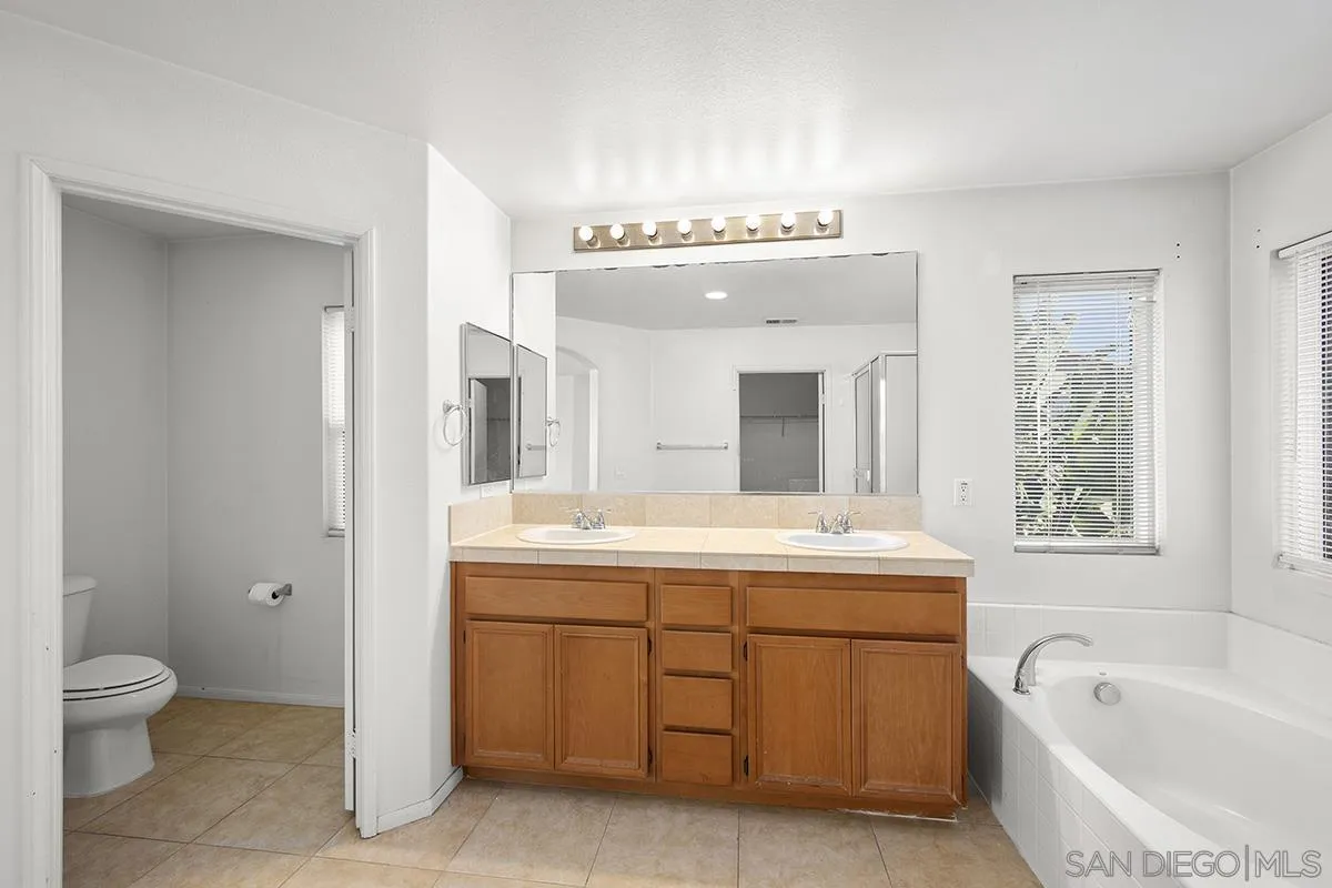 1195 Sea Strand Ln, San Diego