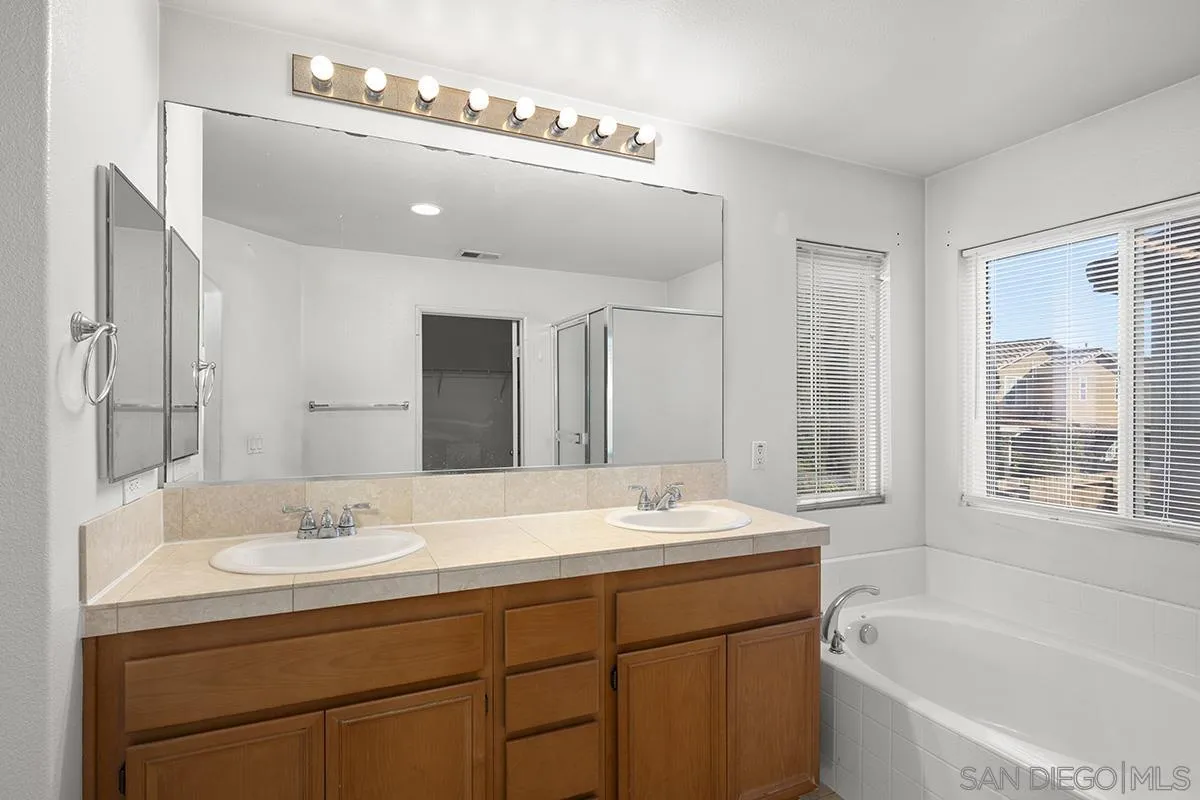 1195 Sea Strand Ln, San Diego