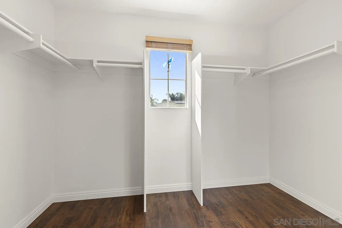 4322 Vista Verde Way