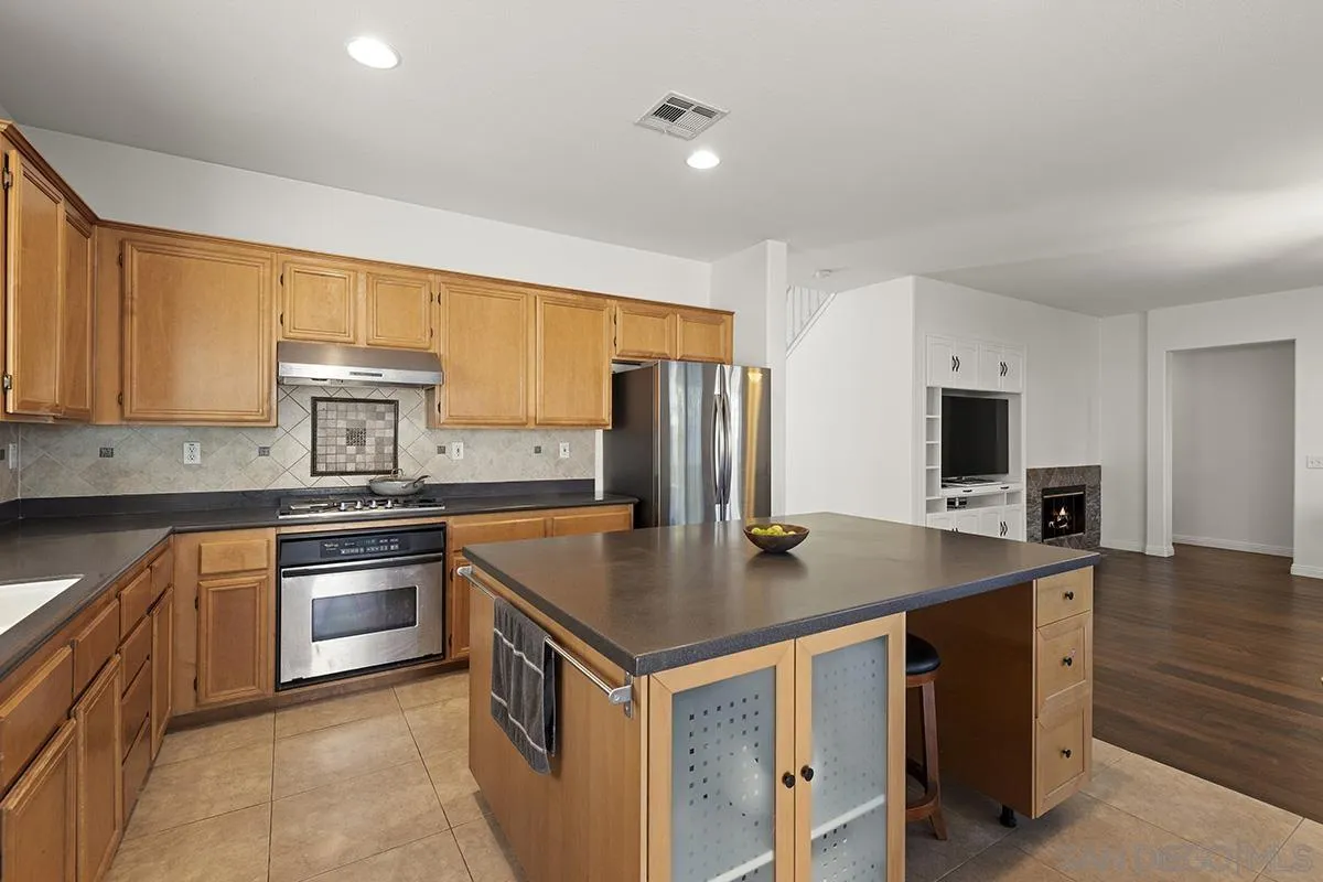 4322 Vista Verde Way