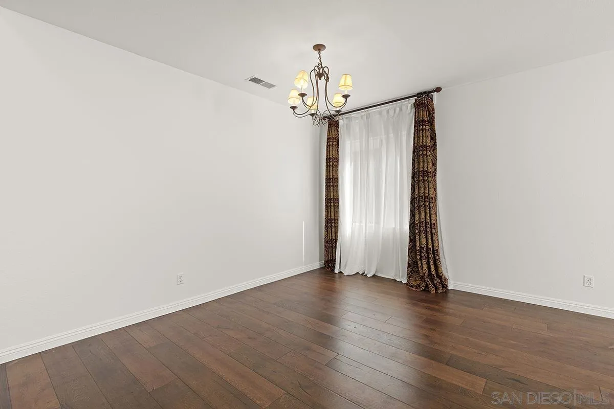 4322 Vista Verde Way