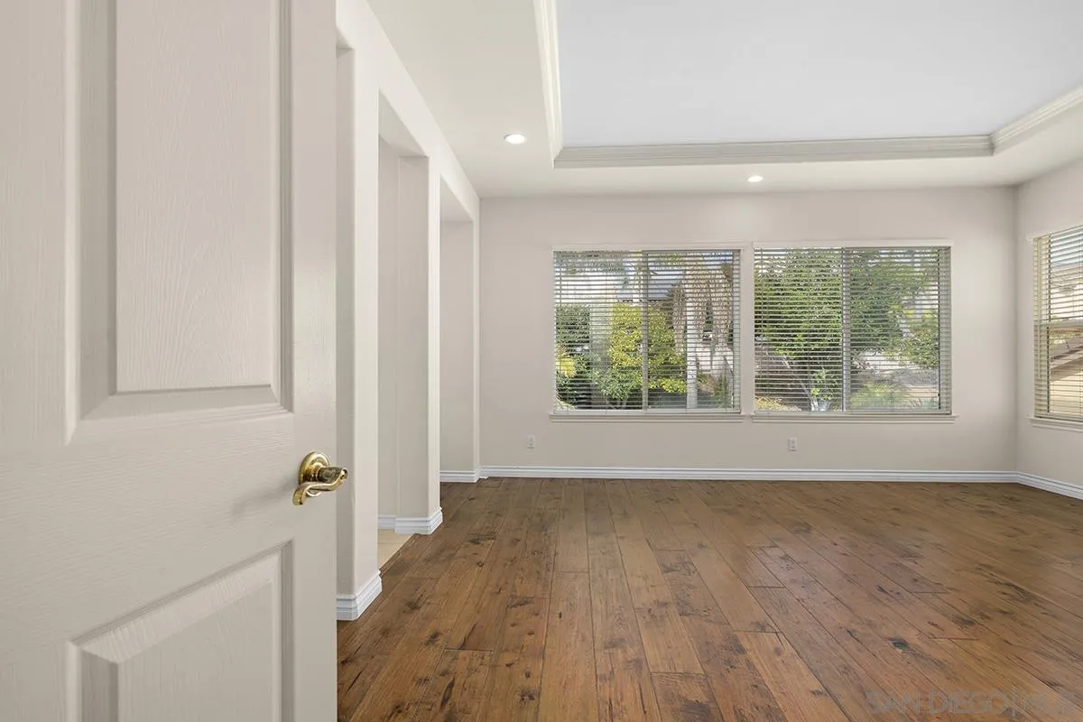 4418 Shorepointe Way