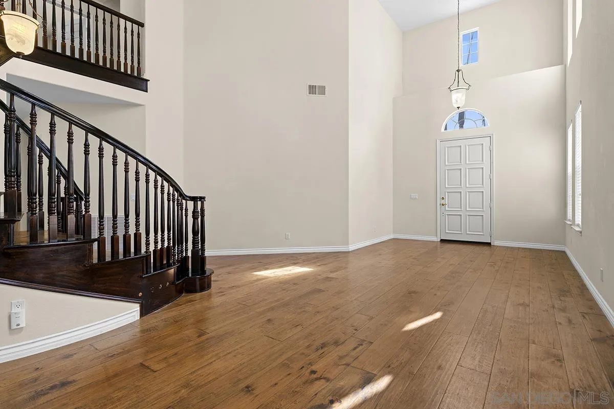 4418 Shorepointe Way