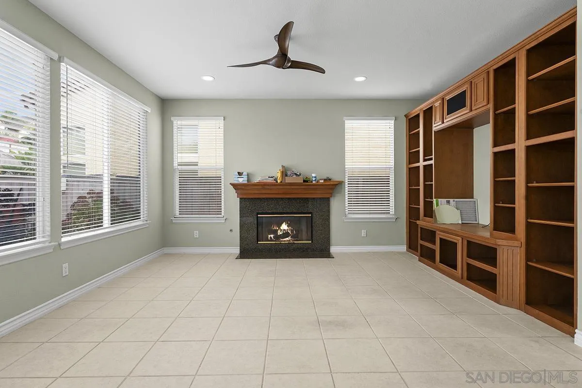 4418 Shorepointe Way