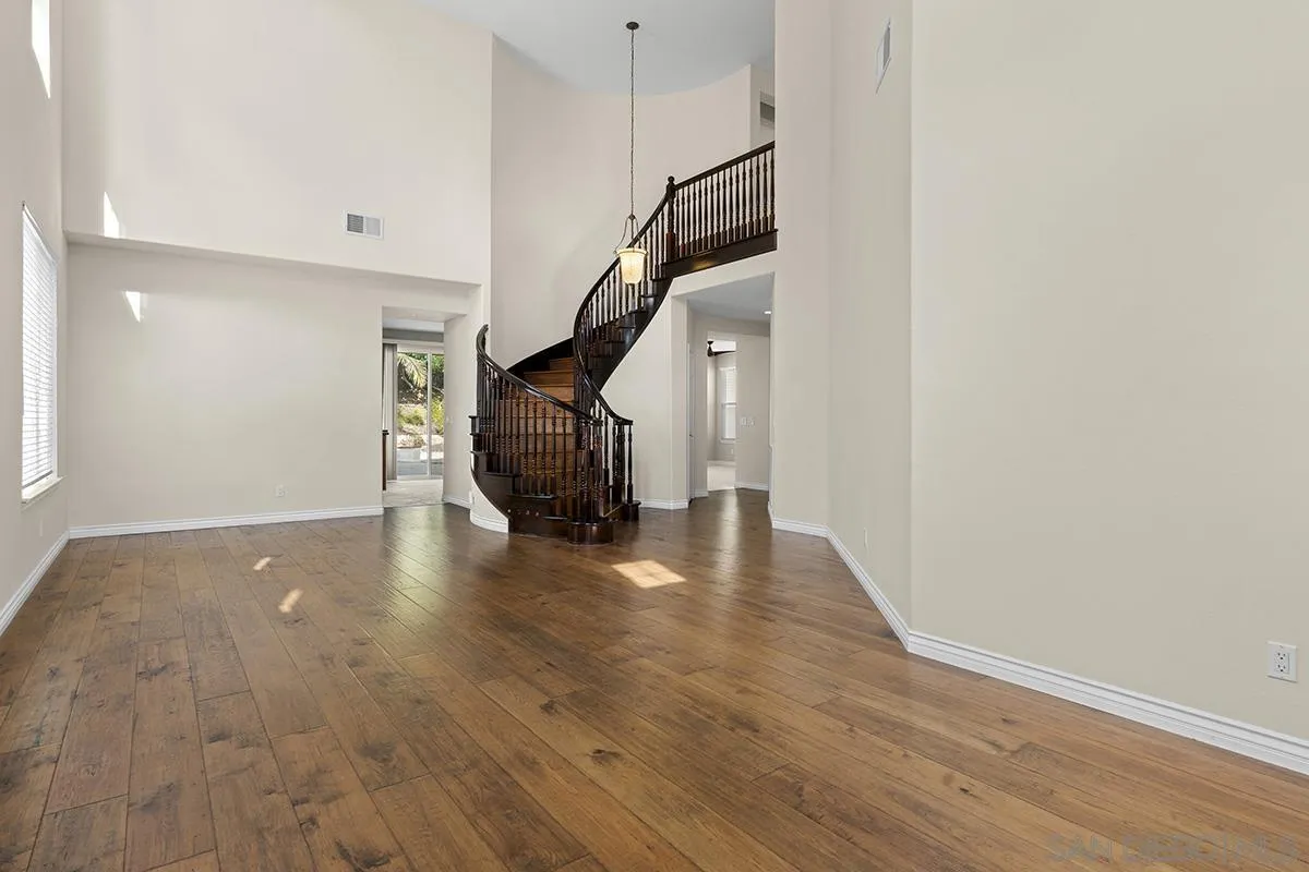 4418 Shorepointe Way