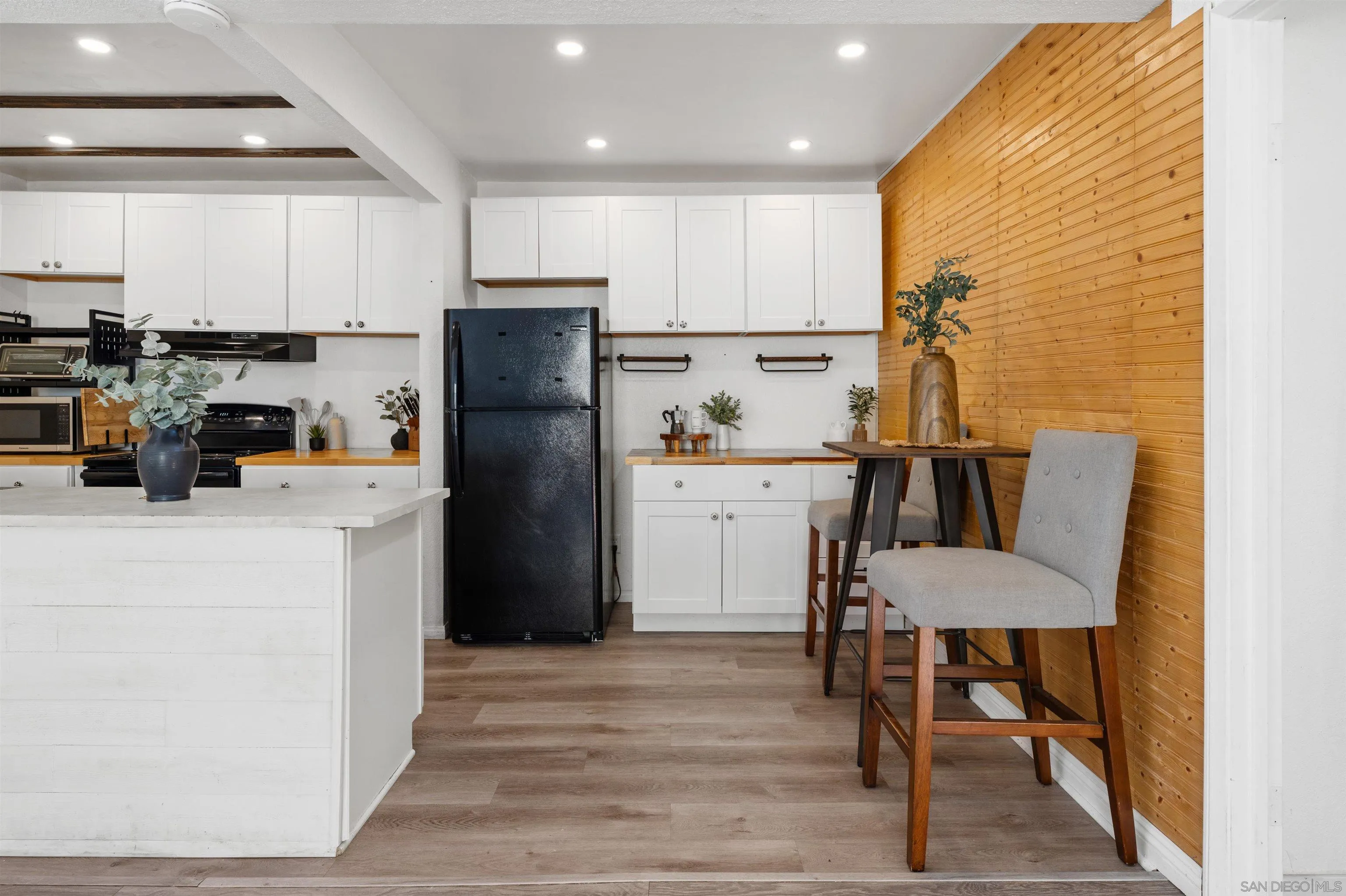 2920 Briarwood Rd Unit F12