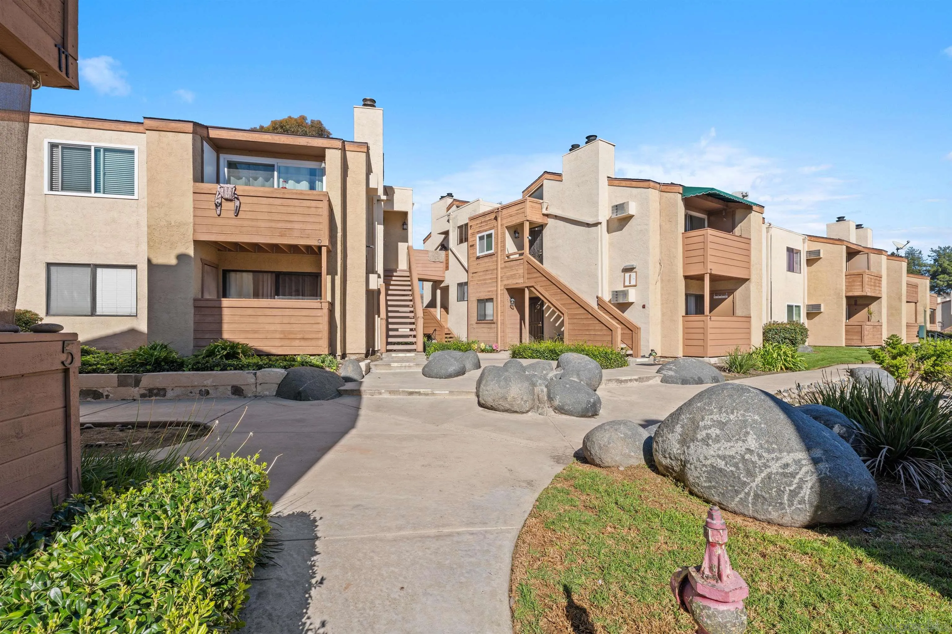 2920 Briarwood Rd Unit F12