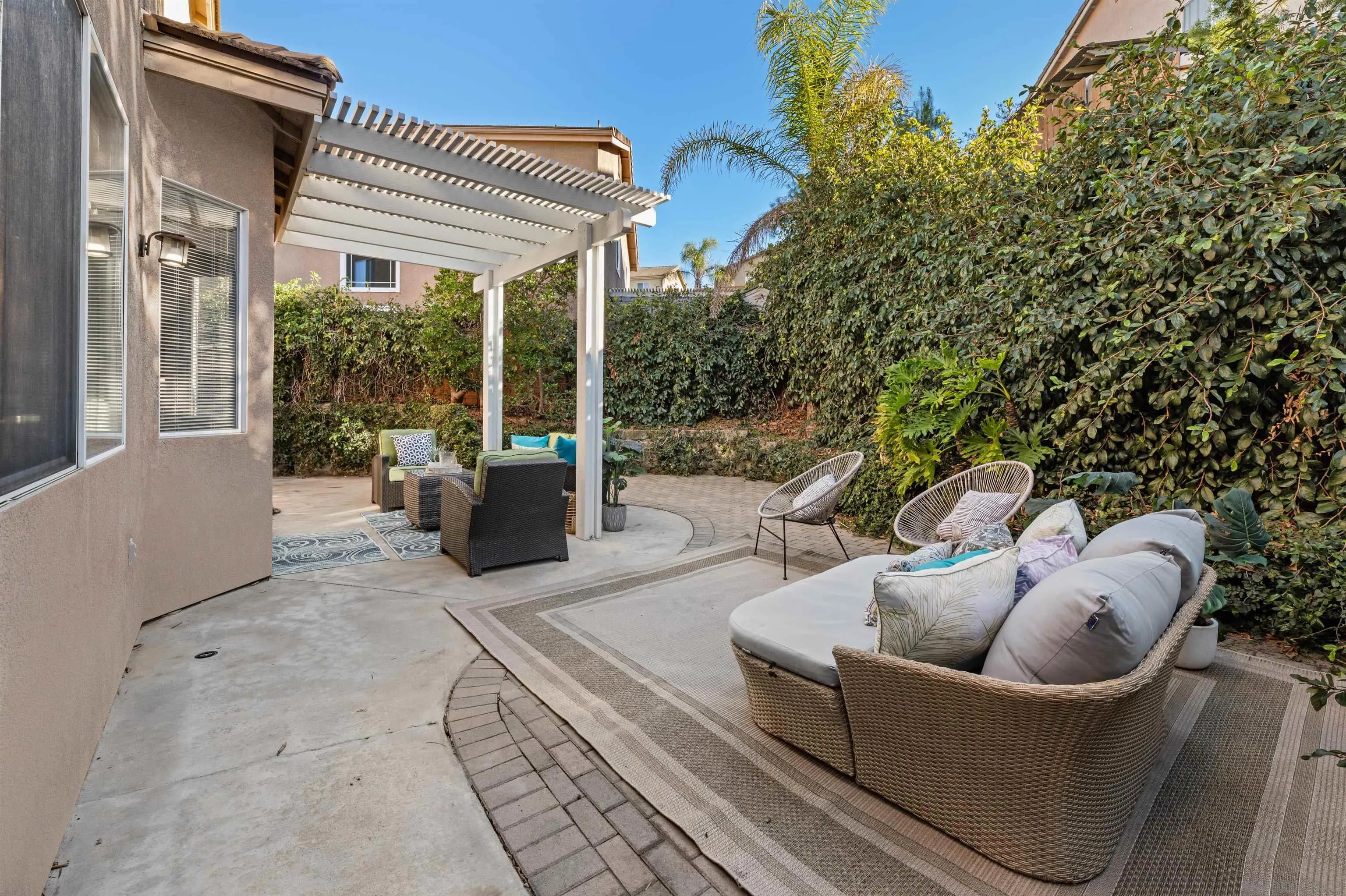 2975 River Shadow Ct