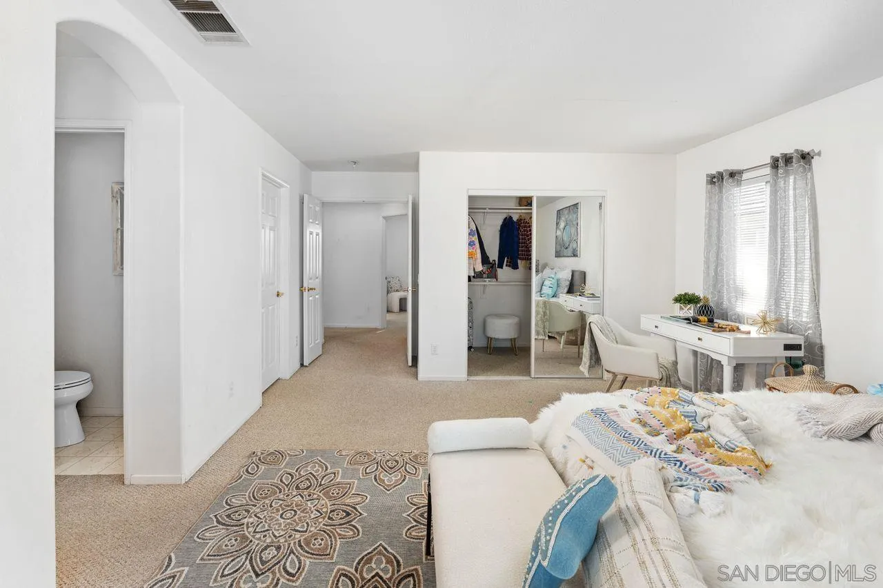 2975 River Shadow Ct