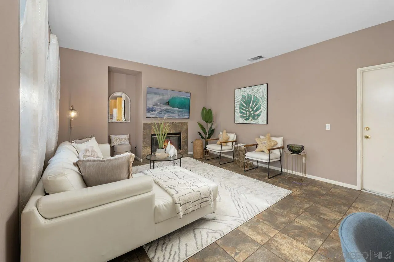 2975 River Shadow Ct