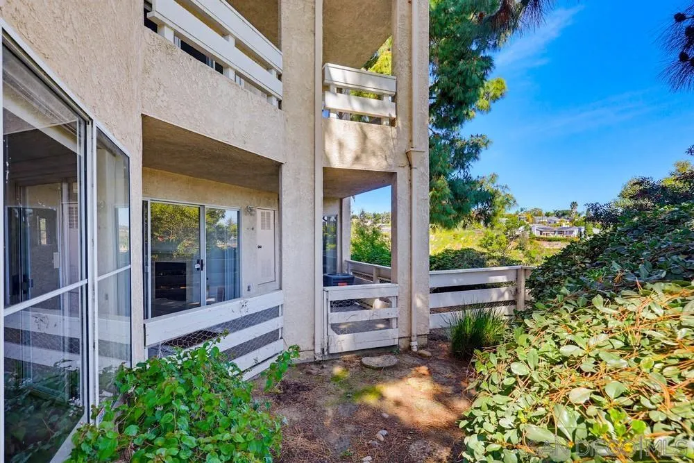 7163 Camino Degrazia Unit 112