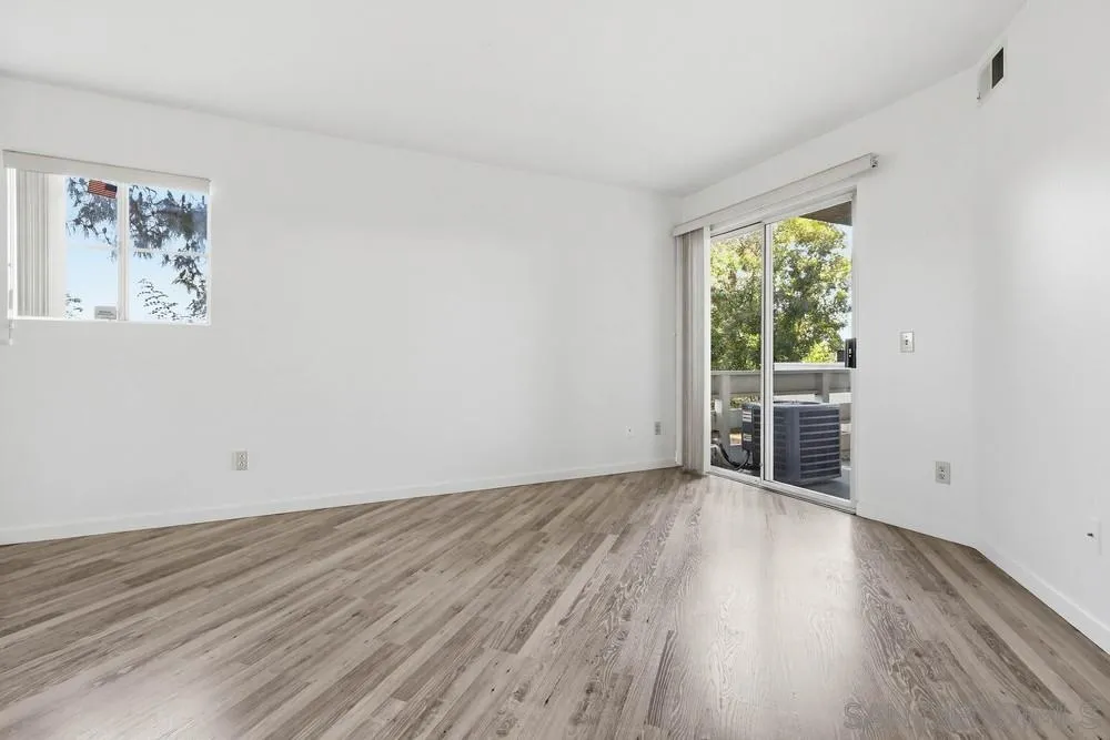 7163 Camino Degrazia Unit 112