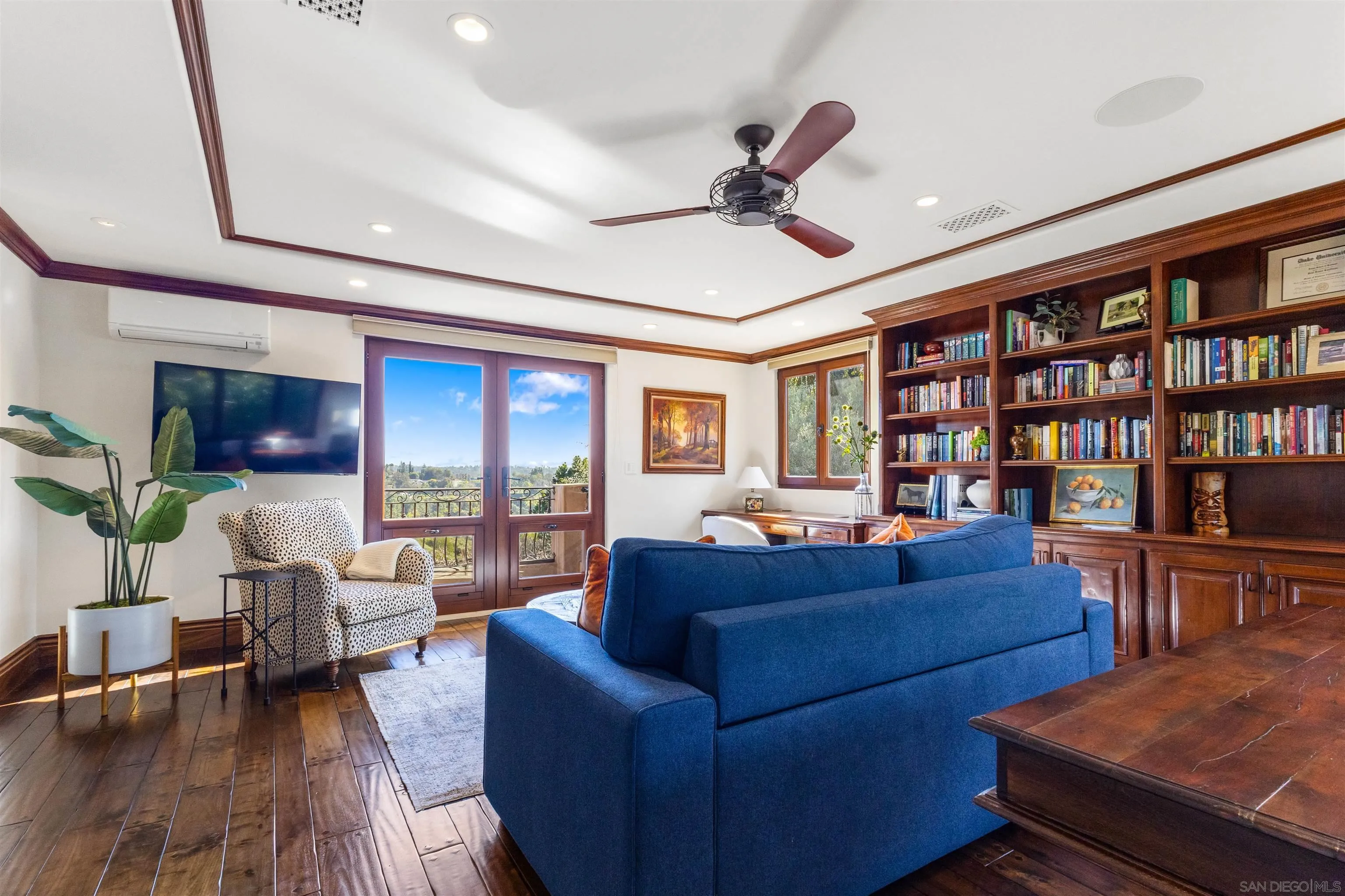 6871 Las Colinas