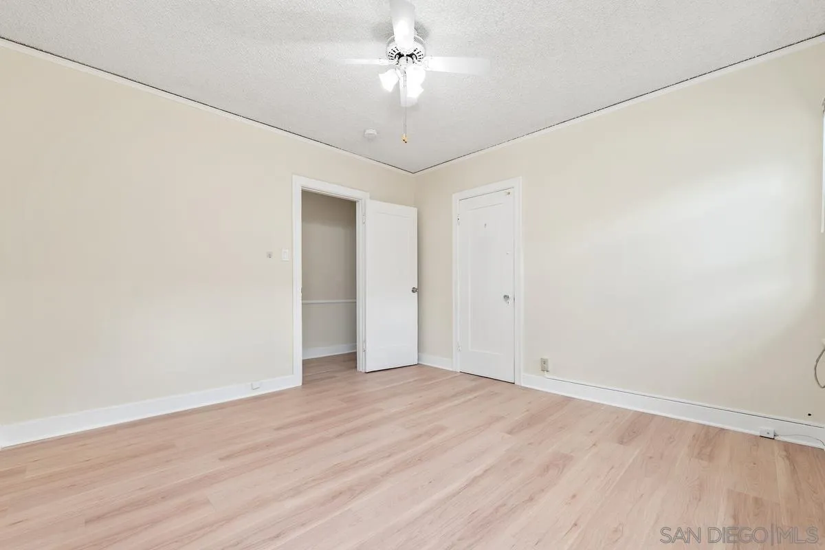 1817 1/2 Fremont Ave