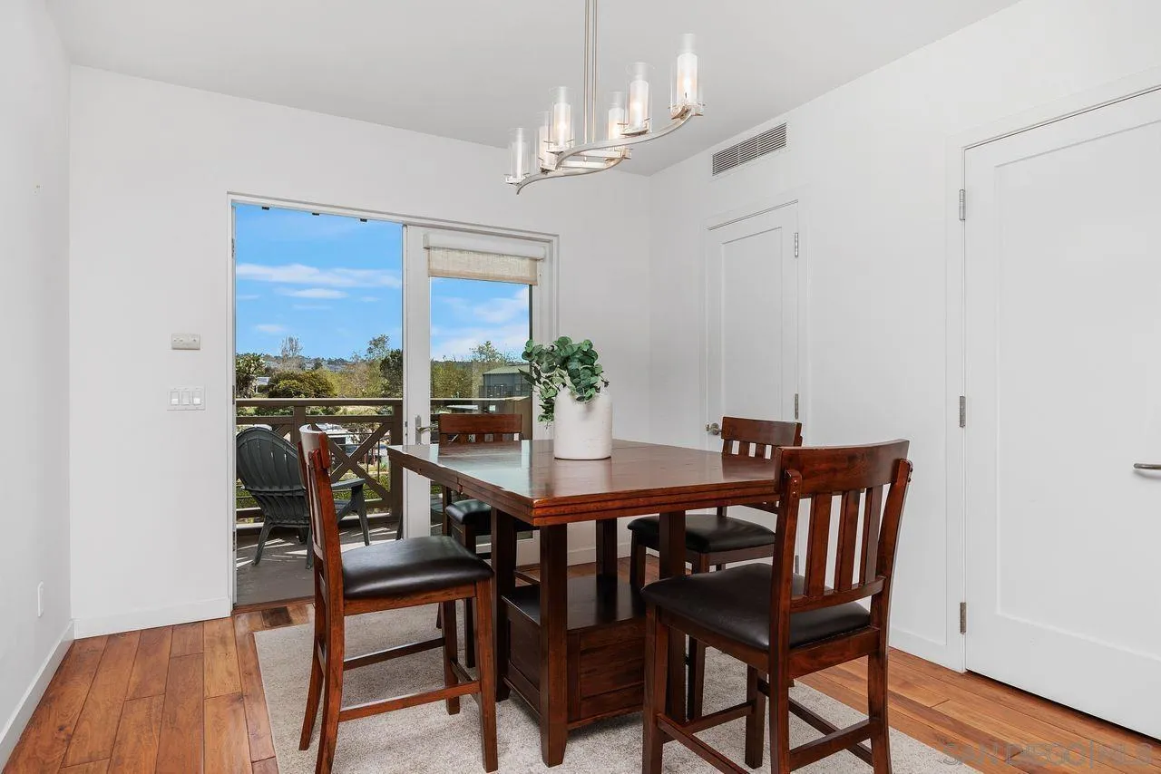 90 N Coast Highway 101 Ste 314