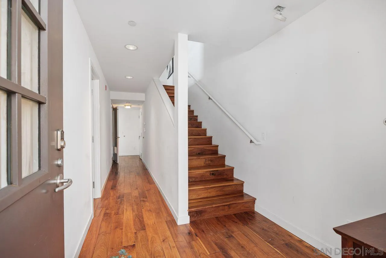 90 N Coast Highway 101 Ste 314