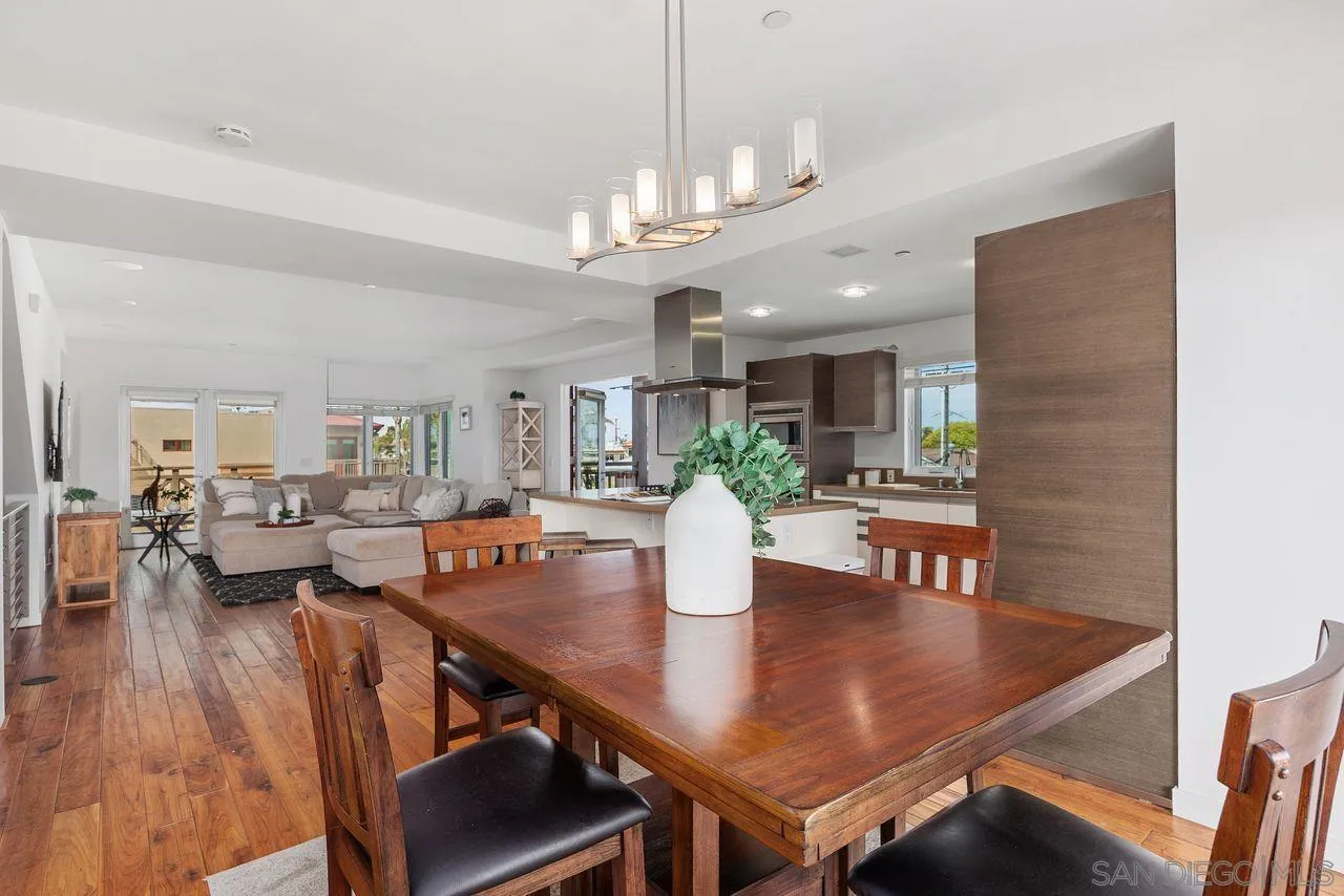 90 N Coast Highway 101 Ste 314