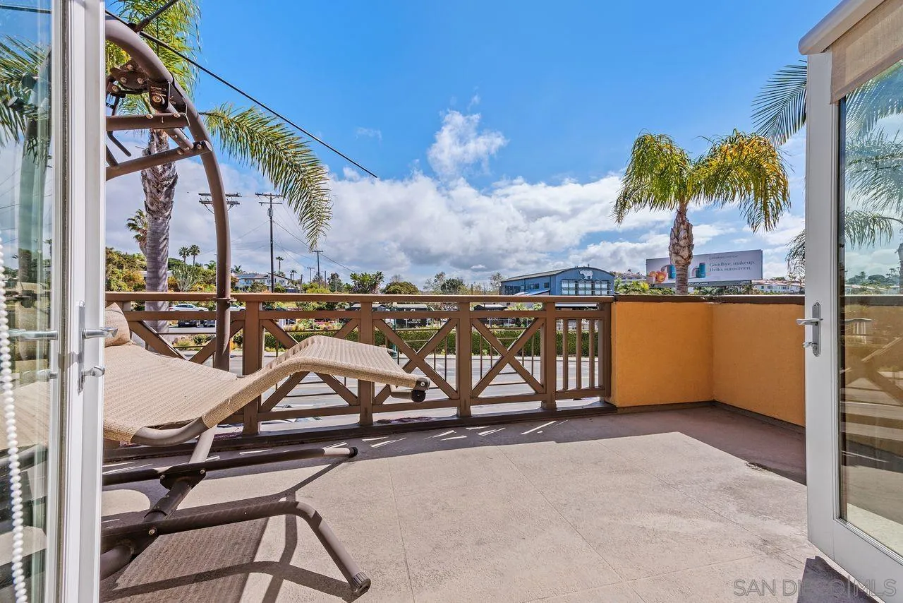 90 N Coast Highway 101 Ste 314