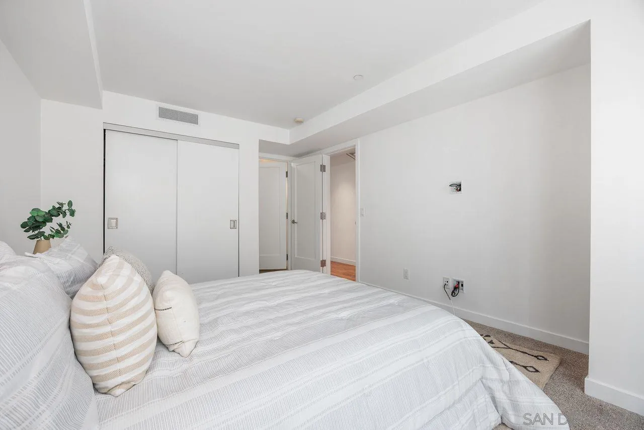 90 N Coast Highway 101 Ste 314