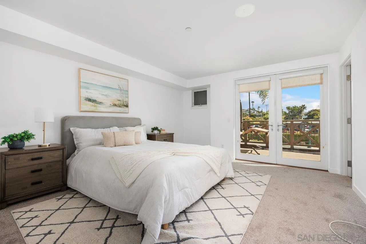 90 N Coast Highway 101 Ste 314