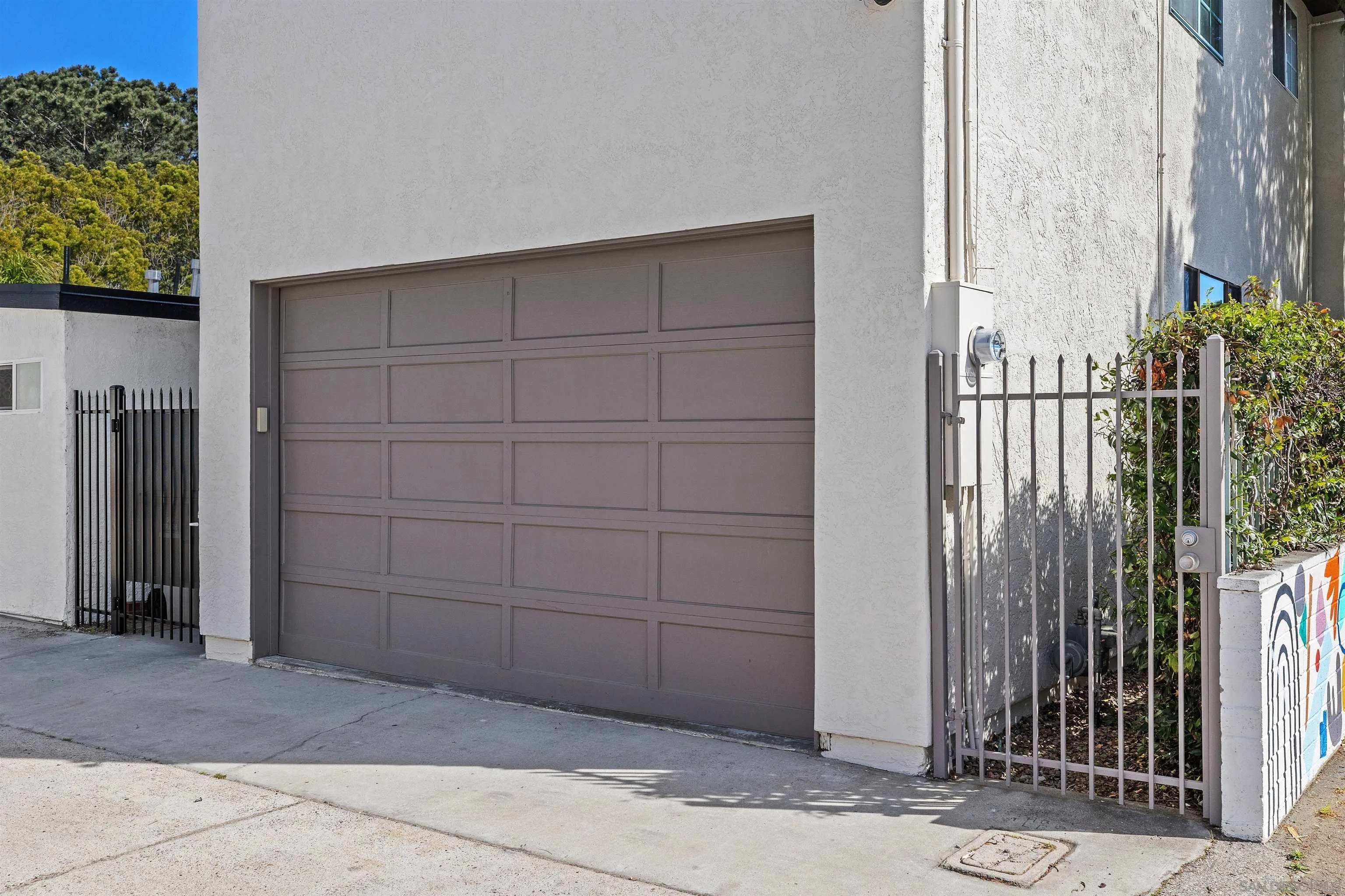 1564 Reed Ave