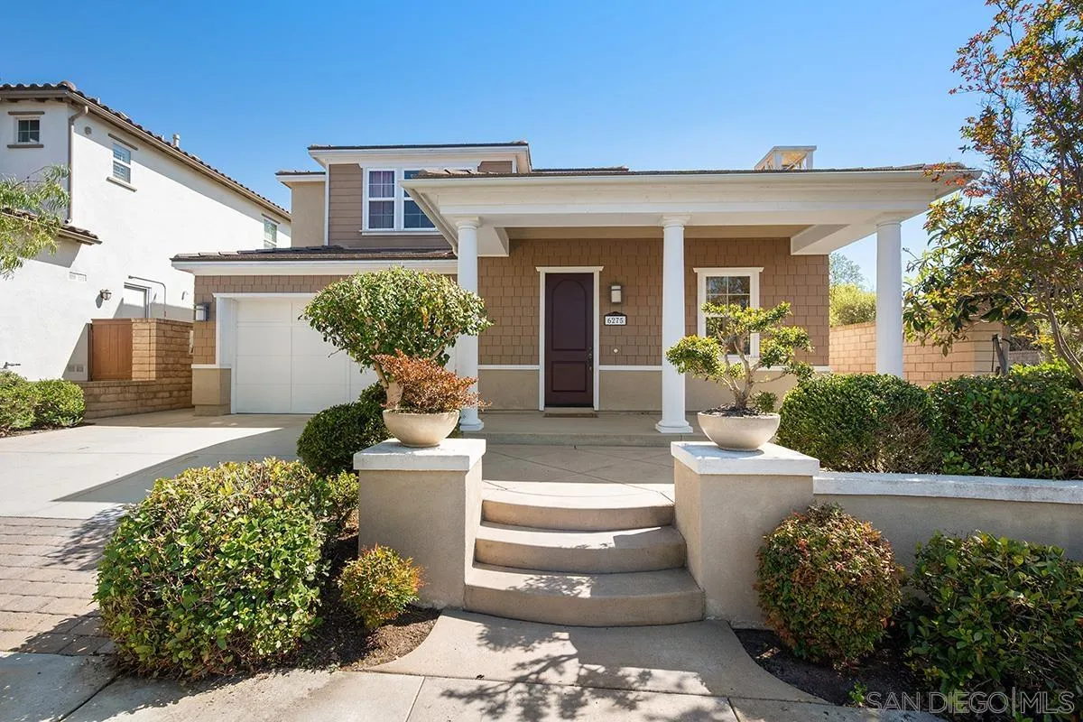 6275 Silver Bush Creek St