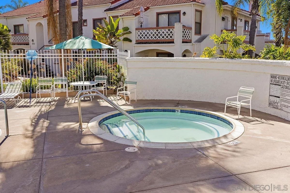 13262 Salmon River Rd