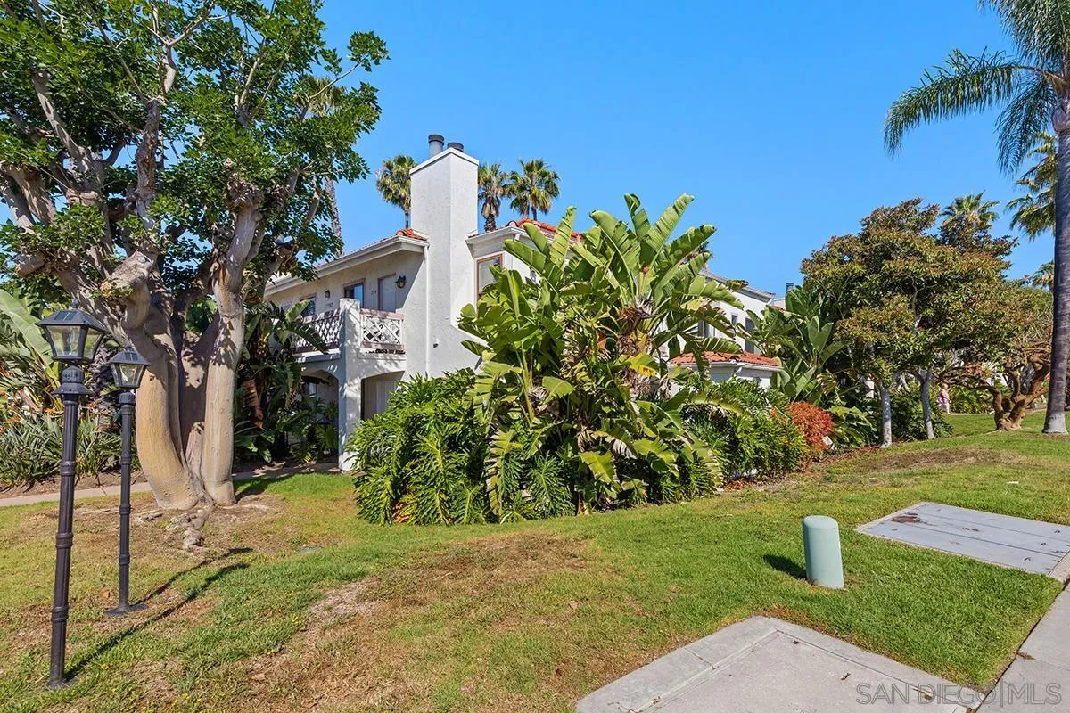 13262 Salmon River Rd Unit 204