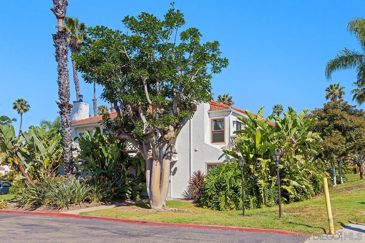 13262 Salmon River Rd Unit 204