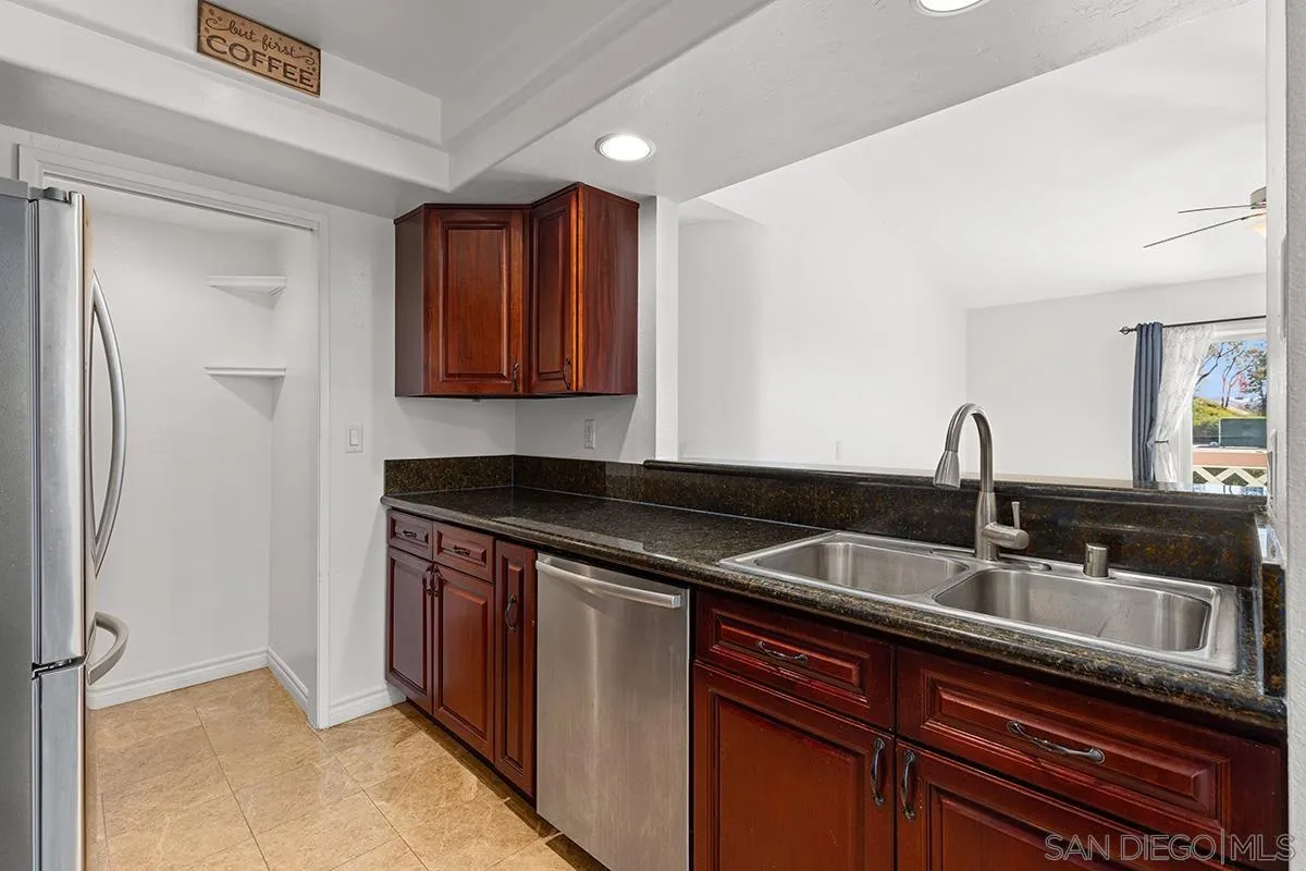 13262 Salmon River Rd Unit 204