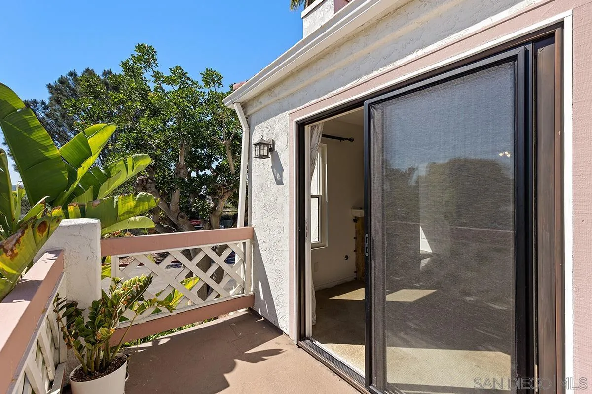 13262 Salmon River Rd Unit 204