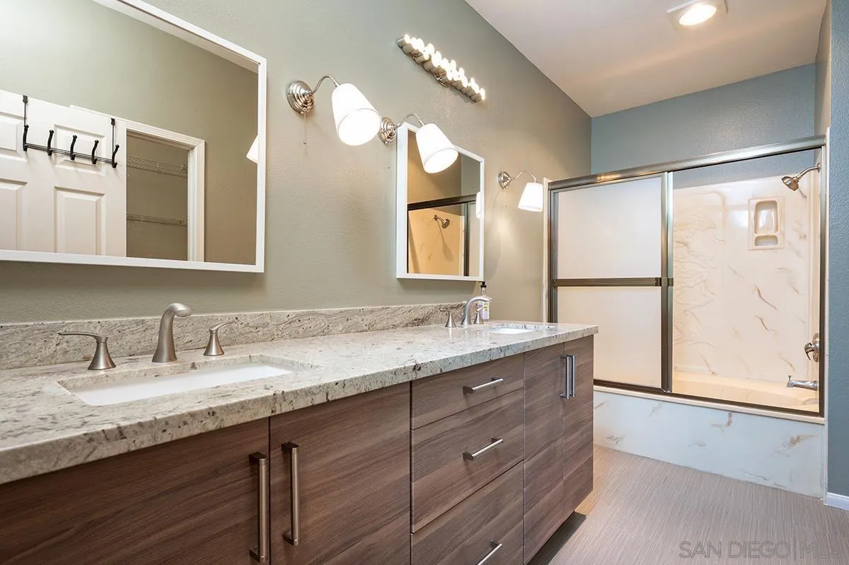 5895 Friars Rd Unit 5302