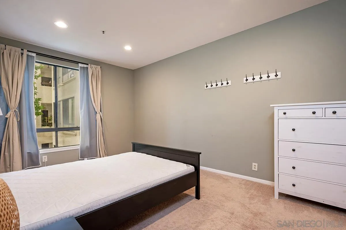 5895 Friars Rd Unit 5302